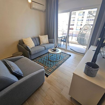 Jusal Sea View Apartment Sarandë Exteriör bild