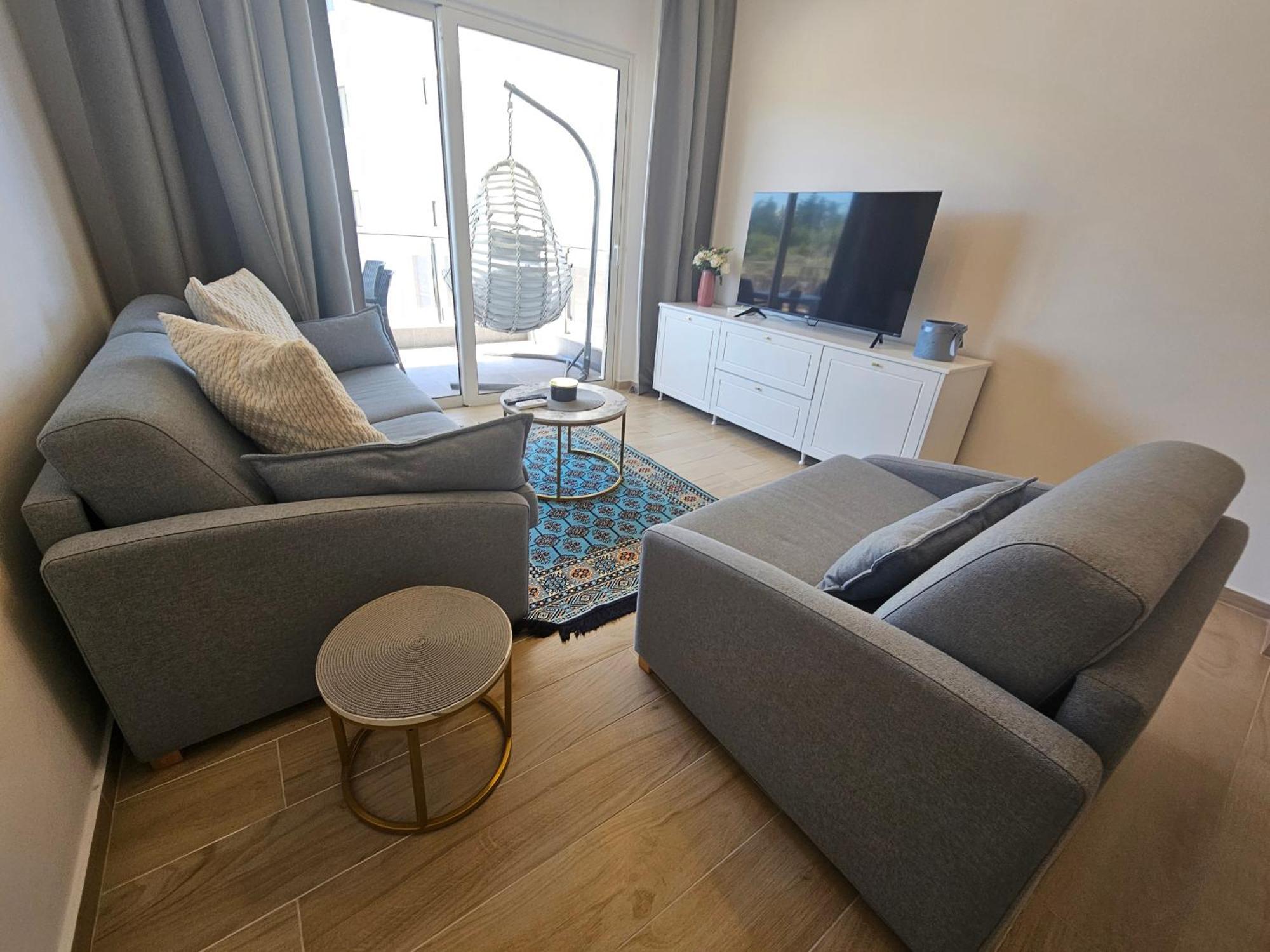Jusal Sea View Apartment Sarandë Exteriör bild