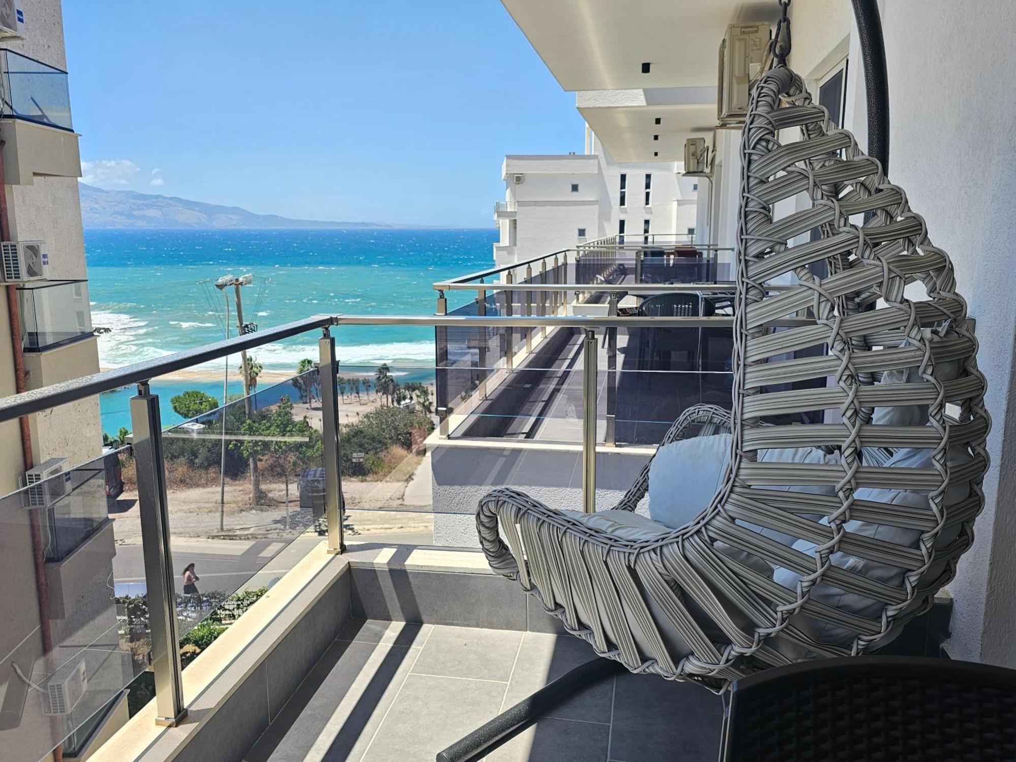 Jusal Sea View Apartment Sarandë Exteriör bild